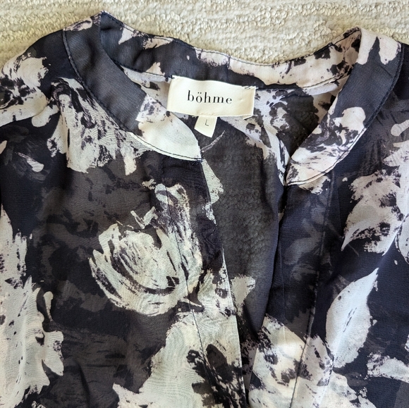 Böhme Sheer Floral Blouse - Picture 2 of 5